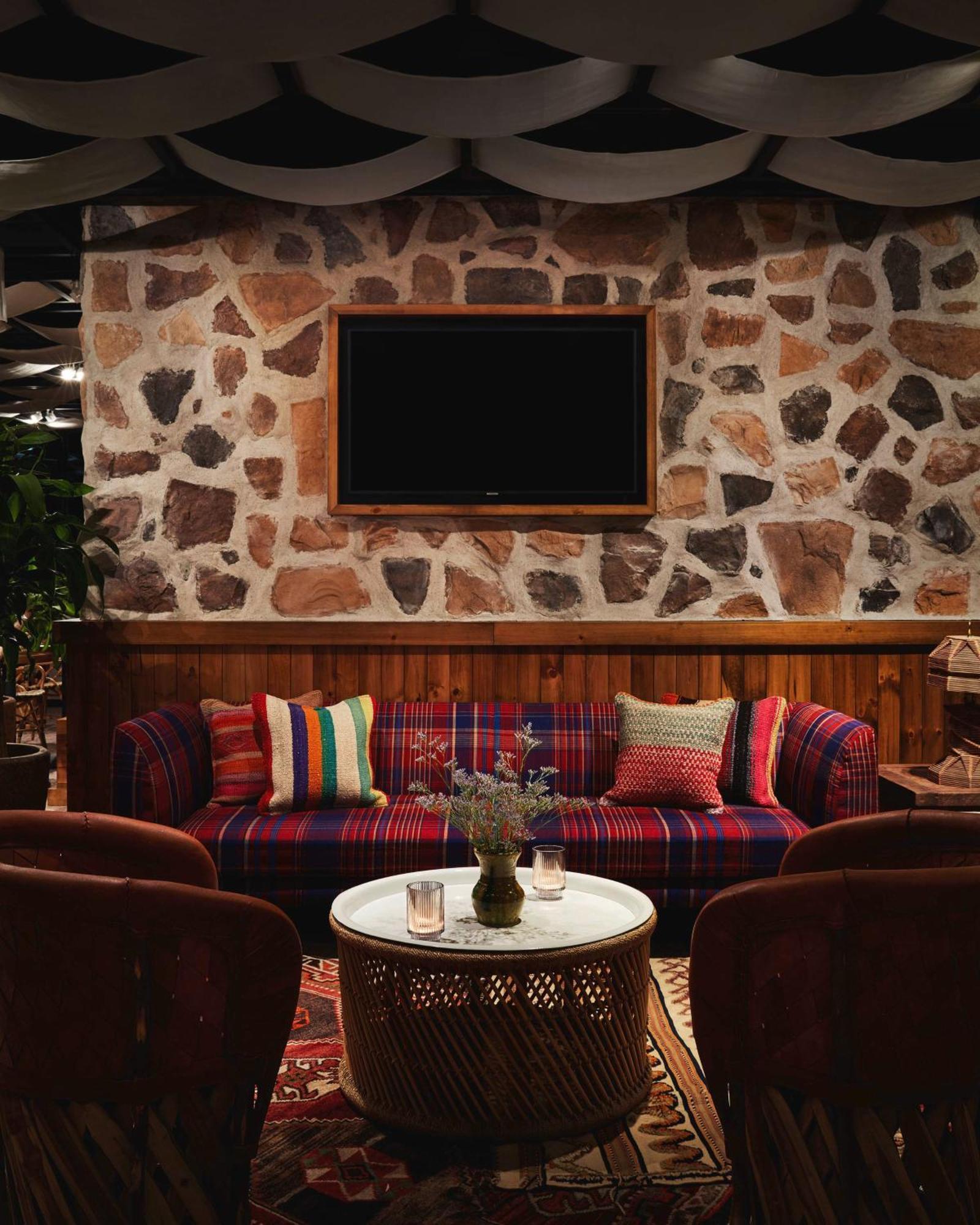 Graduate By Hilton Tucson Hotel Exterior foto